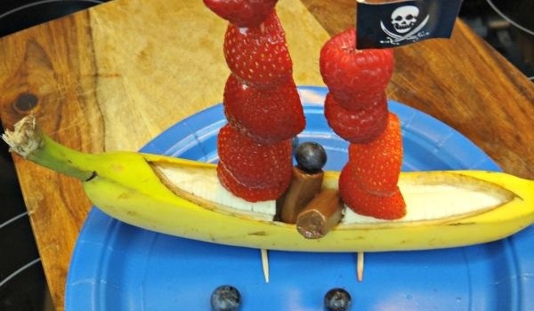 Banana Pirate Ship Food Craft! A Delicious Hands On Activity!