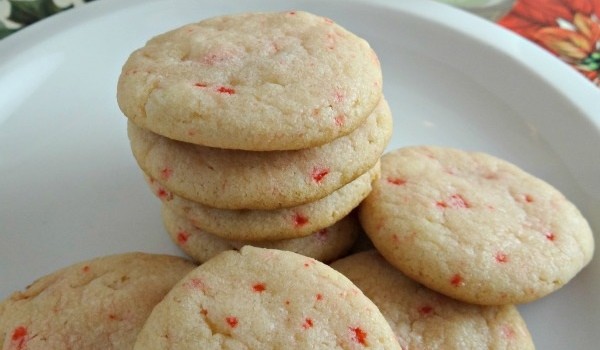 Easy Peppermint Sugar Cookies Recipe!